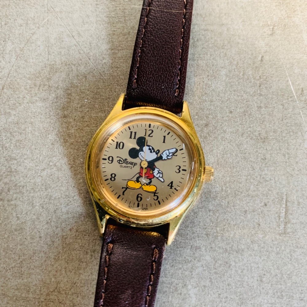 Mickey Mouse Watch - Picture 3 of 3